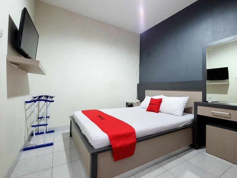 RedDoorz near Moro Mall Purwokerto Esterno foto